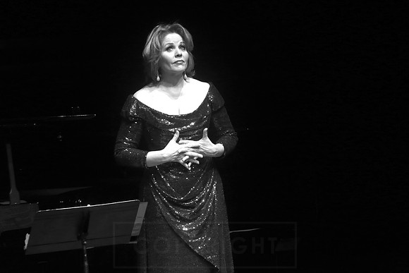 Soprano Renee Fleming